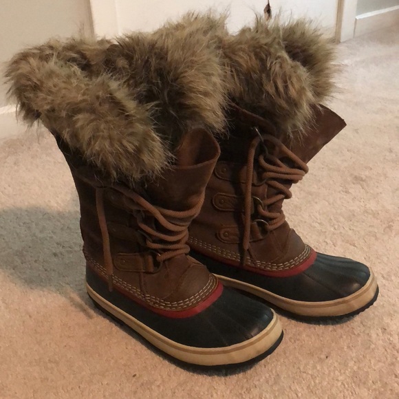 Sorel Joan of the Arctic boots - Picture 1 of 3